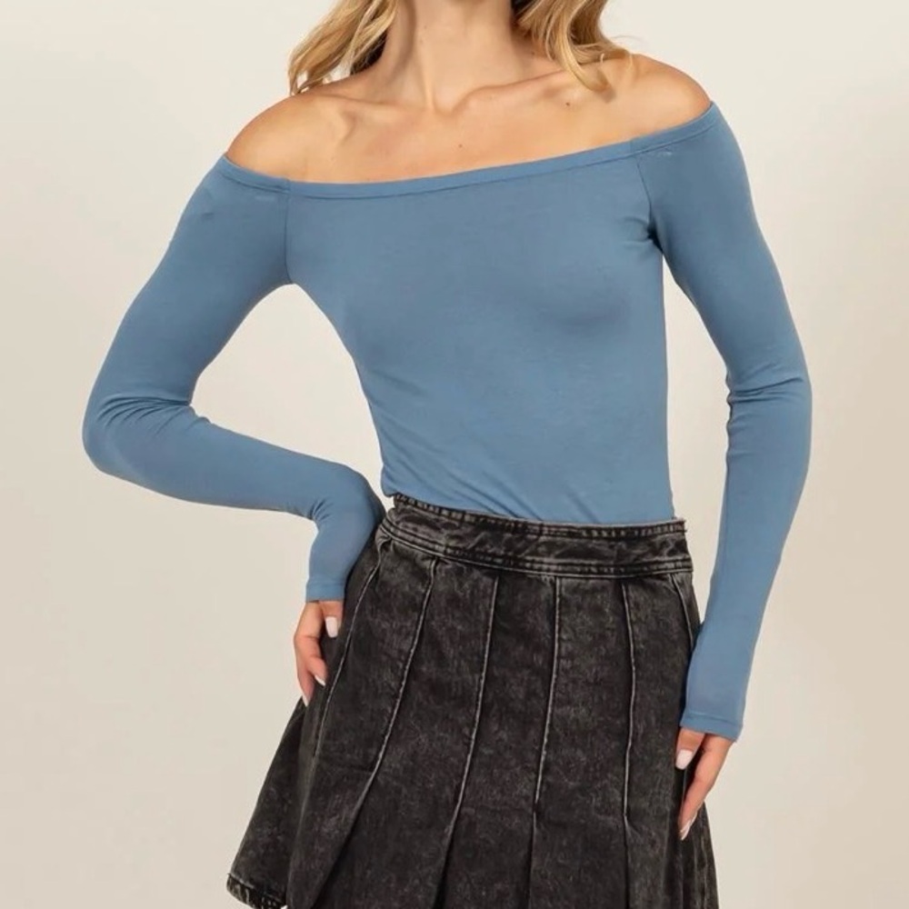 Double Zero Off-The-Shoulder Gray-Blue Long Sleeve Bodysuit (0224)